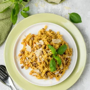 Macarrão cremoso com carne 150g